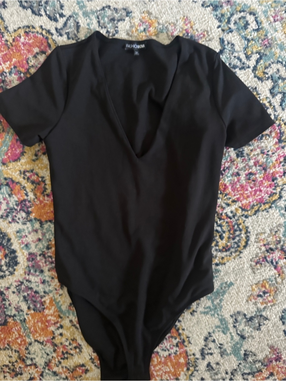 Fashion Nova Black V-Neck Short Sleeve Bodysuit